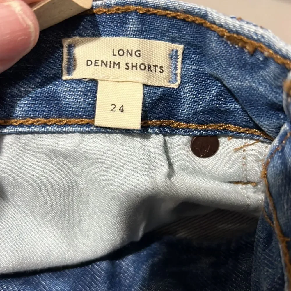 Madewell Long Denim Shorts in Pedersen Wash size 24 NWT